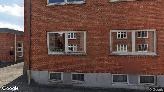 Boligudlejningsejendomme til salg i Brande - Foto fra Google Street View