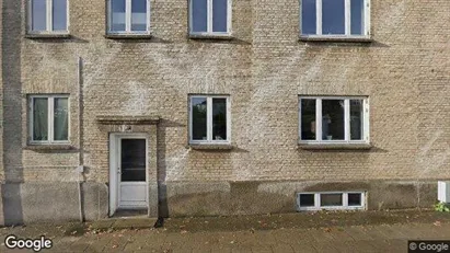 Boligudlejningsejendomme til salg i Helsingør - Foto fra Google Street View Boligudlejningsejendomme til salg i Helsingør - Foto fra Google Street View