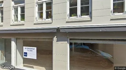 Boligudlejningsejendomme til salg i Helsingør - Foto fra Google Street View Boligudlejningsejendomme til salg i Helsingør - Foto fra Google Street View